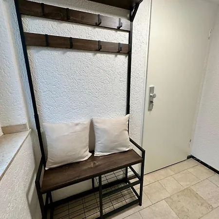 Helle 2-zimmer Mit 4 Betten, Naehe Innenstadt In Ruhiger Lage Люнен