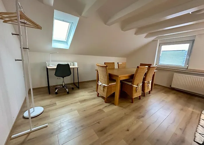 Helle 2-zimmer Mit 4 Betten, Naehe Innenstadt In Ruhiger Lage Lünen