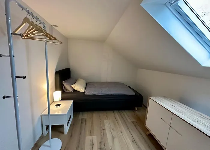 Helle 2-zimmer Mit 4 Betten, Naehe Innenstadt In Ruhiger Lage * Lünen